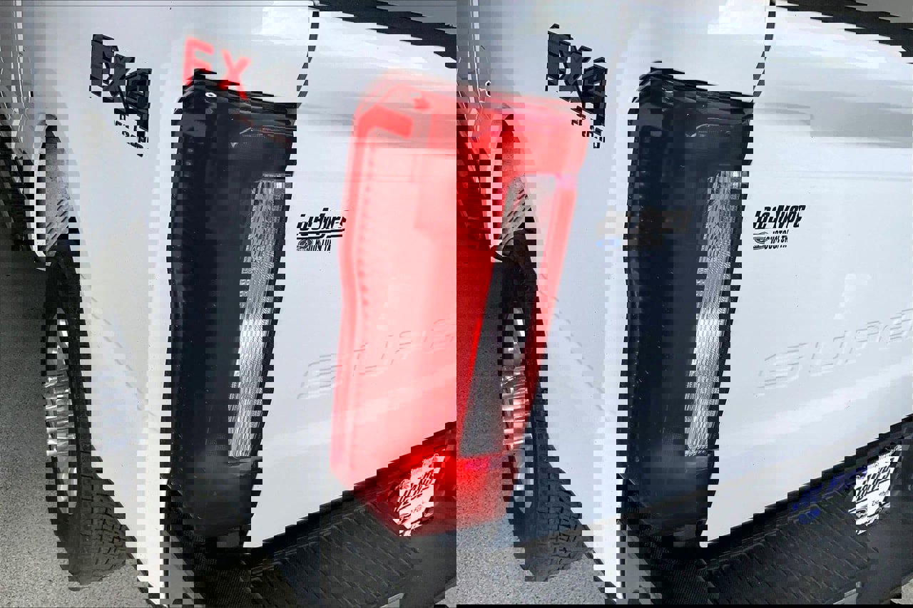 Used 2023 Ford F250 XLT w/ FX4 Off-Road Package image 11