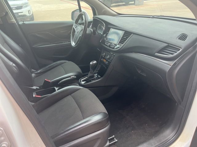 Used 2021 Buick Encore Preferred FWD image 10
