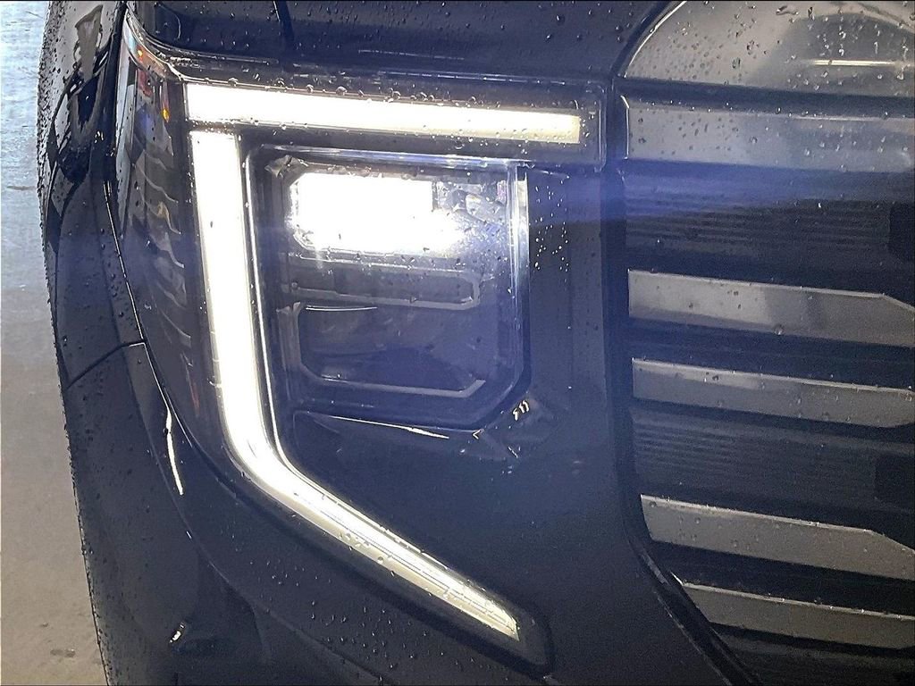 Used 2023 GMC Sierra 1500 AT4 w/ AT4 Premium Package image 32