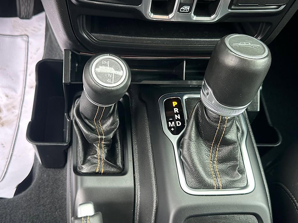 Used 2022 Jeep Gladiator Overland image 28