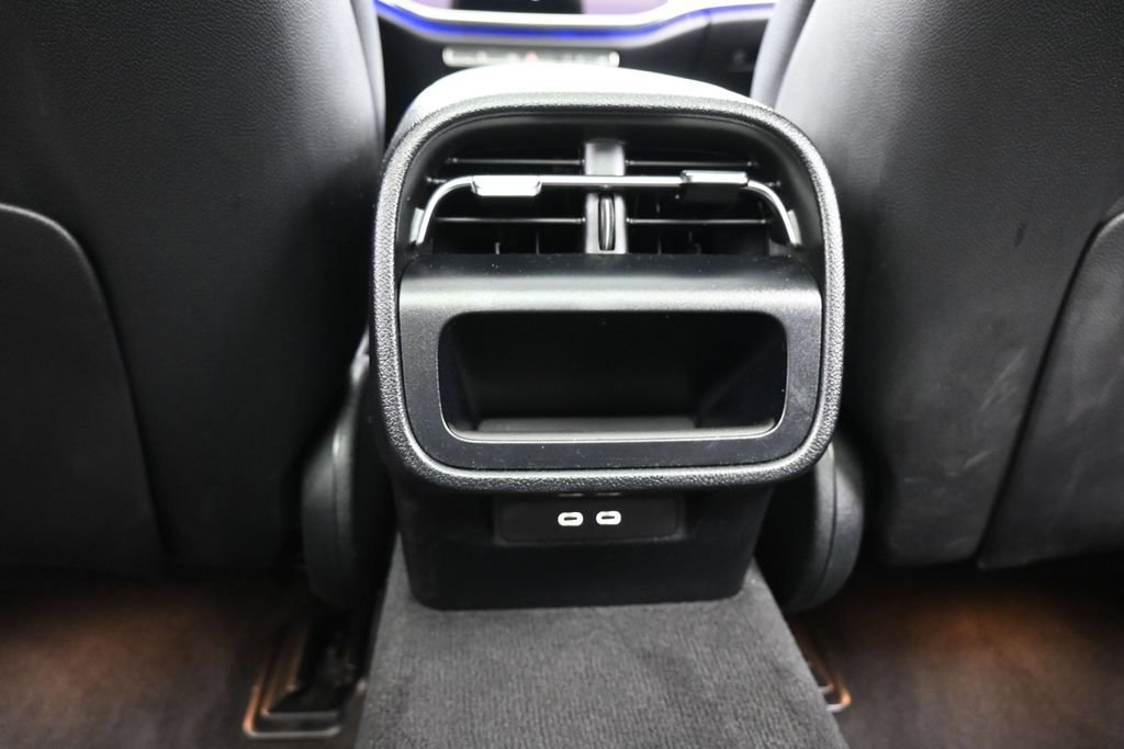 Used 2025 Mercedes-Benz E 350 Sedan image 43