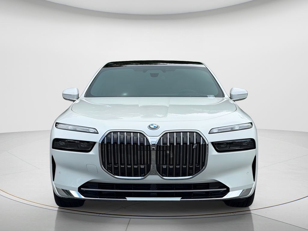 New 2026 BMW i7 eDrive50 w/ Executive Package RWD image 2