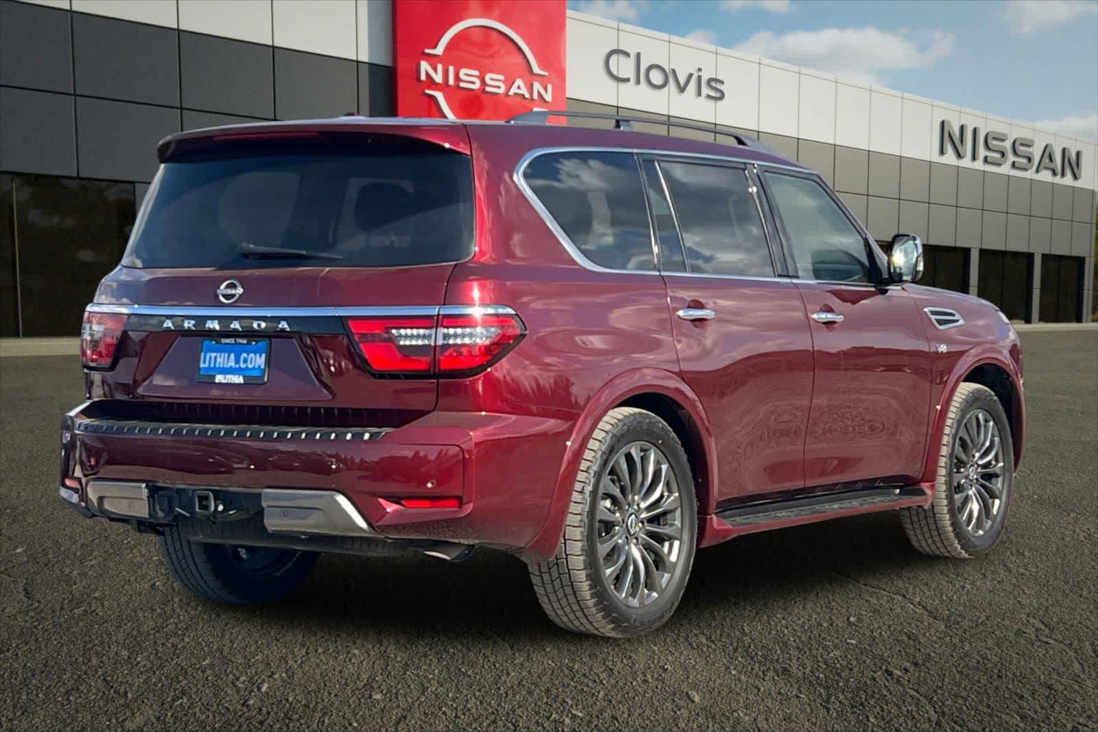 Used 2021 Nissan Armada Platinum AWD/4WD image 3