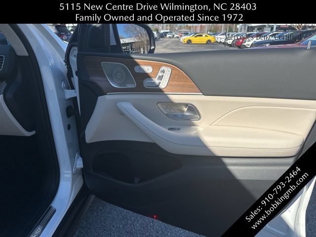 Certified 2025 Mercedes-Benz GLS 450 4MATIC image 39