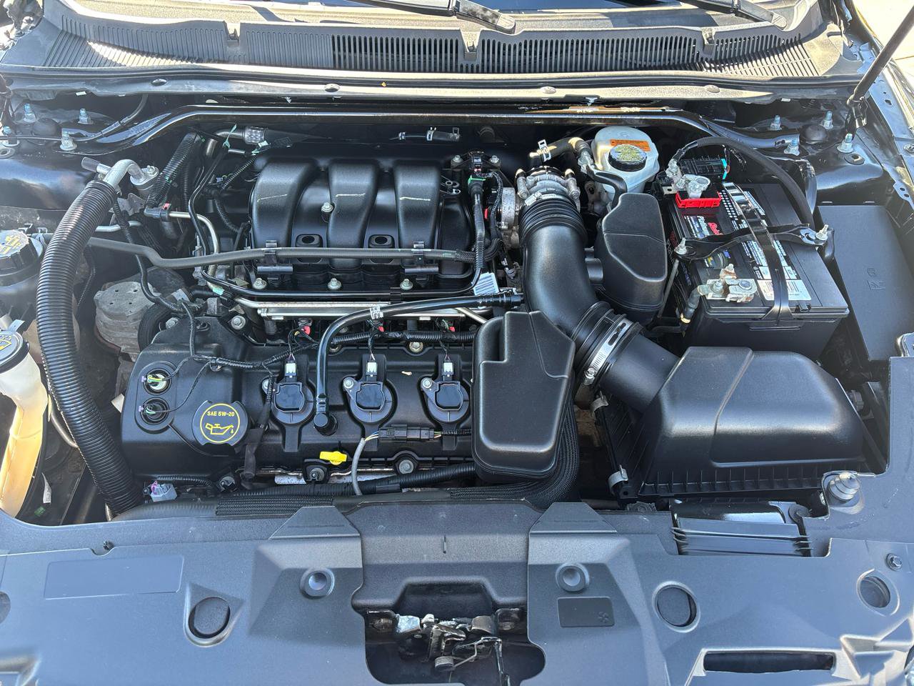 Used 2018 Ford Taurus Limited w/ Driver Assist Package image 37