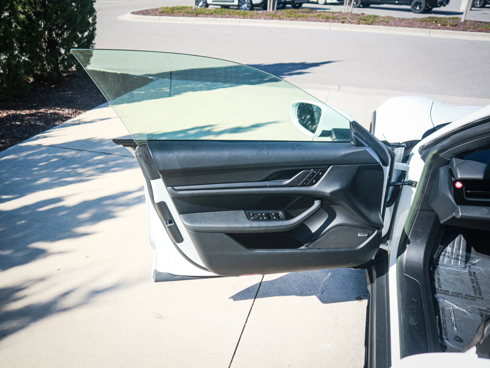 Used 2023 Porsche Taycan 4 Cross Turismo w/ Premium Package image 13