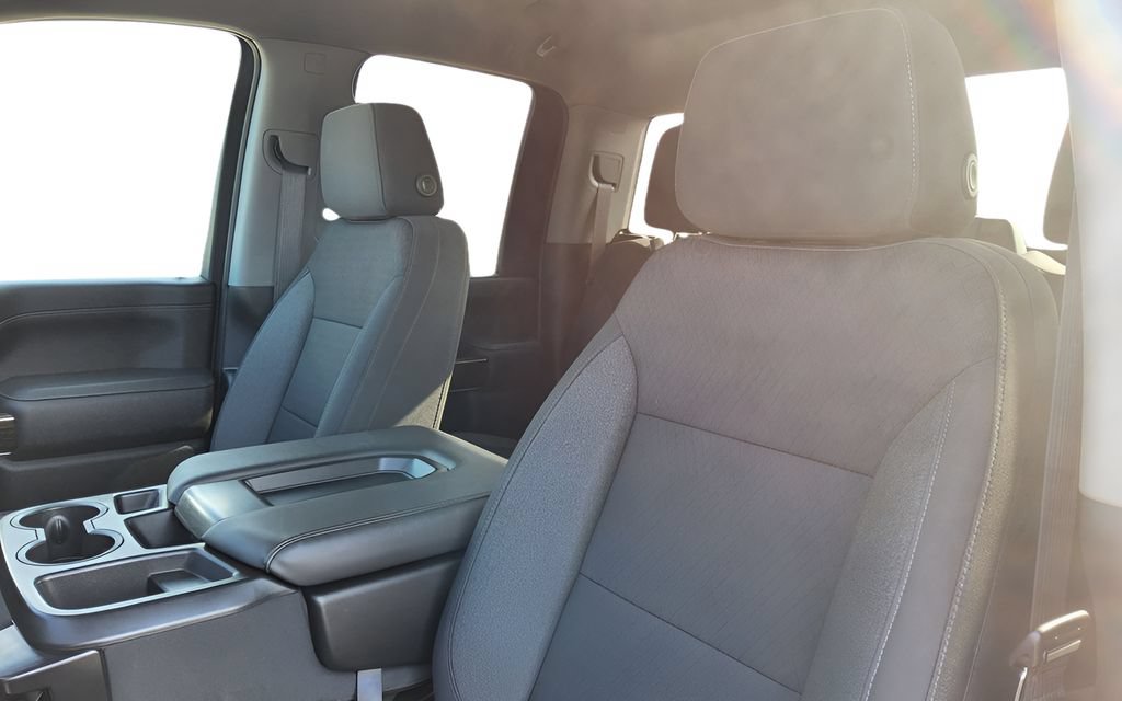 Used 2022 GMC Sierra 2500 SLE w/ X31 Off-Road Package AWD/4WD image 23