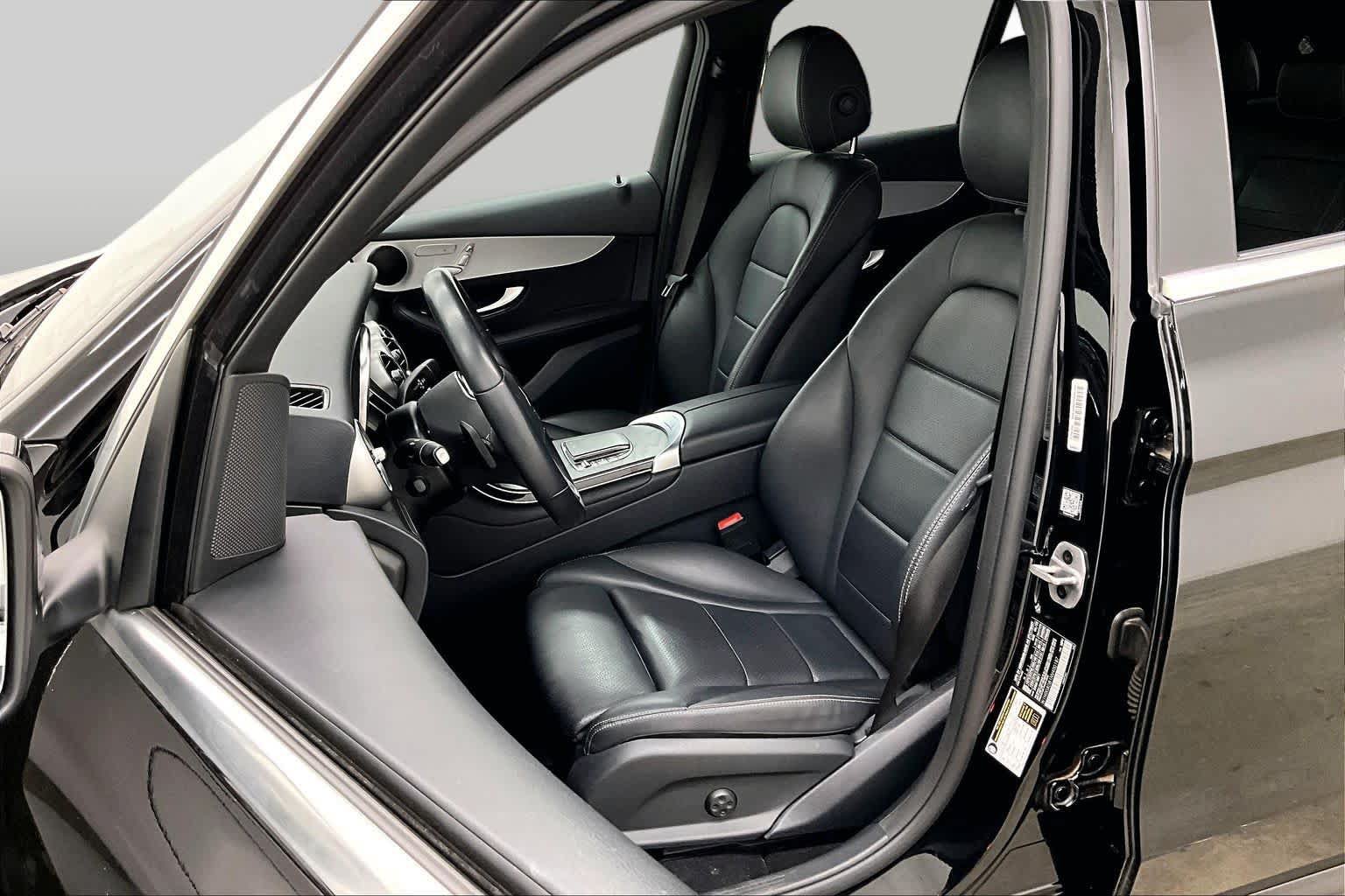 Certified 2022 Mercedes-Benz GLC 300 image 8