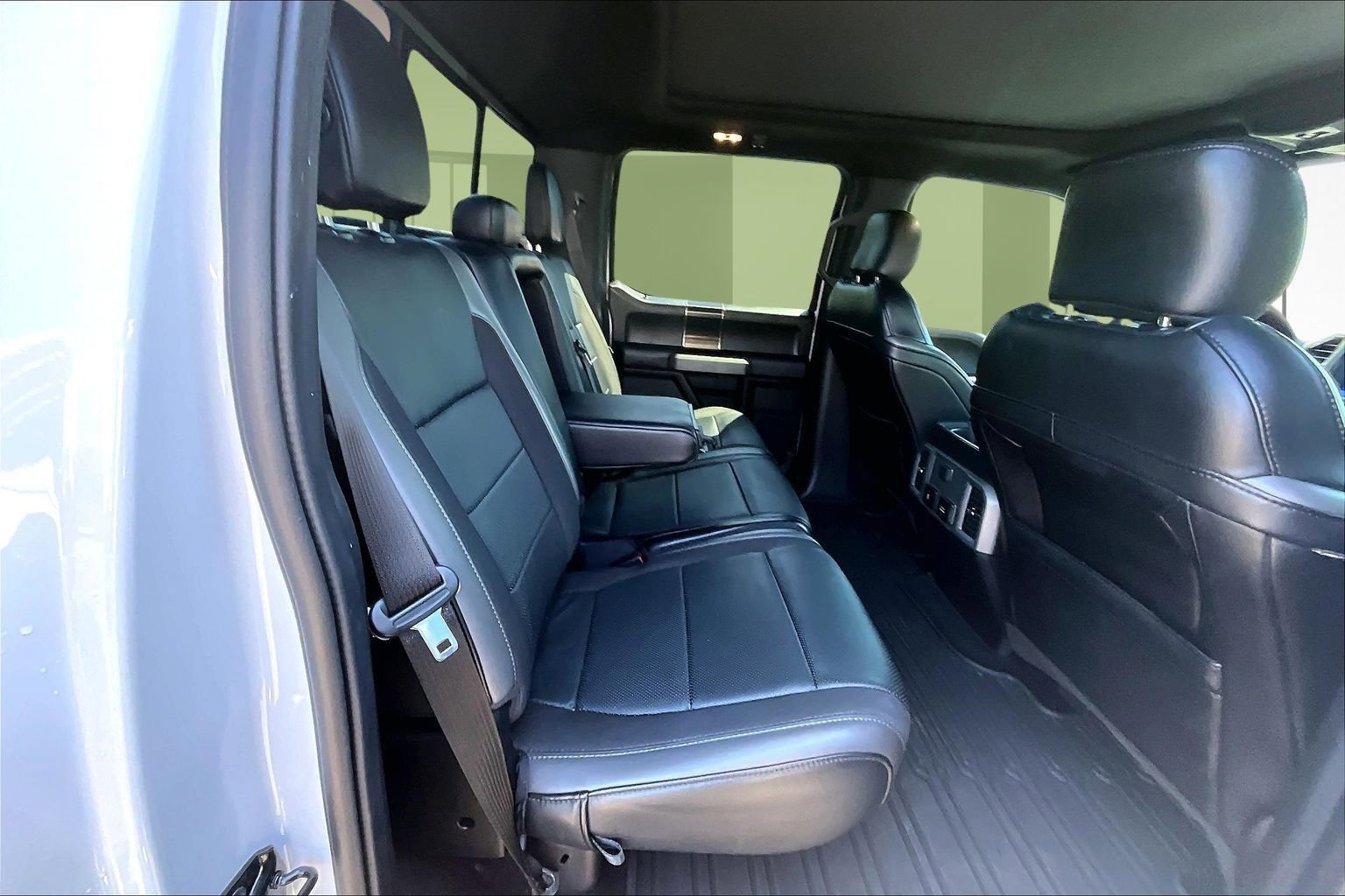 Used 2019 Ford F150 Raptor w/ Equipment Group 801A Mid image 26