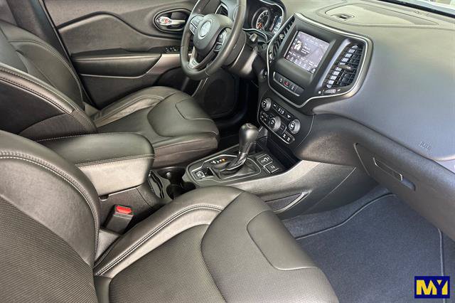 Used 2021 Jeep Cherokee Latitude Lux FWD image 20