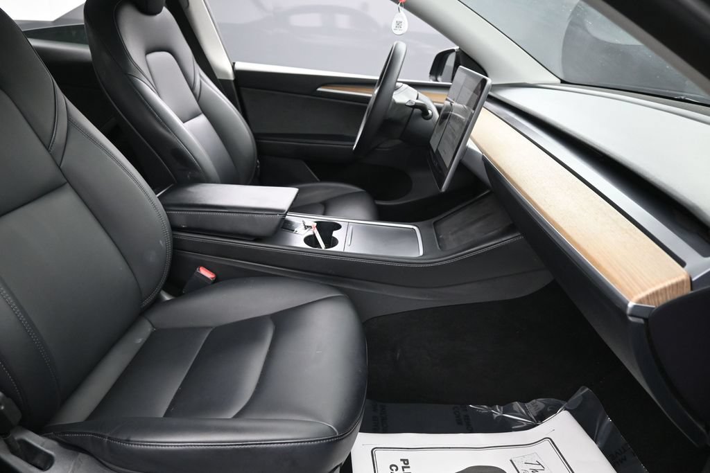 Used 2023 Tesla Model Y Long Range AWD/4WD image 33