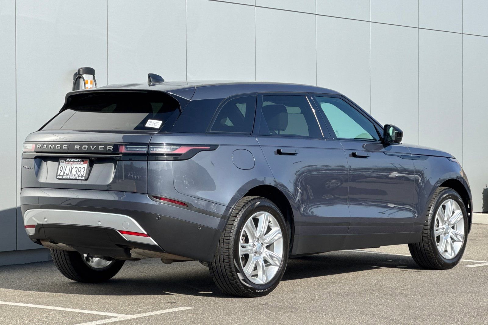 Used 2026 Land Rover Range Rover Velar S AWD/4WD image 5