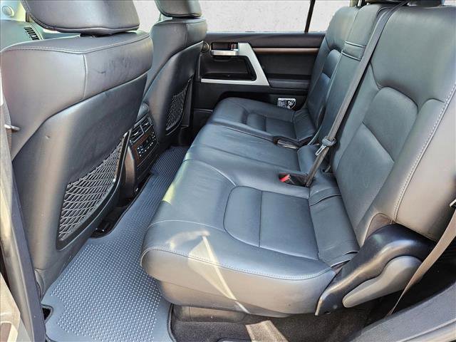 Used 2020 Toyota Land Cruiser image 18