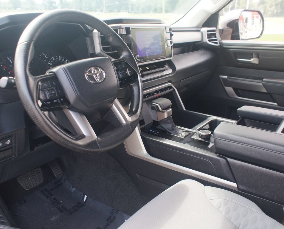 Used 2023 Toyota Tundra SR5 w/ SR5 Convenience Package RWD image 13
