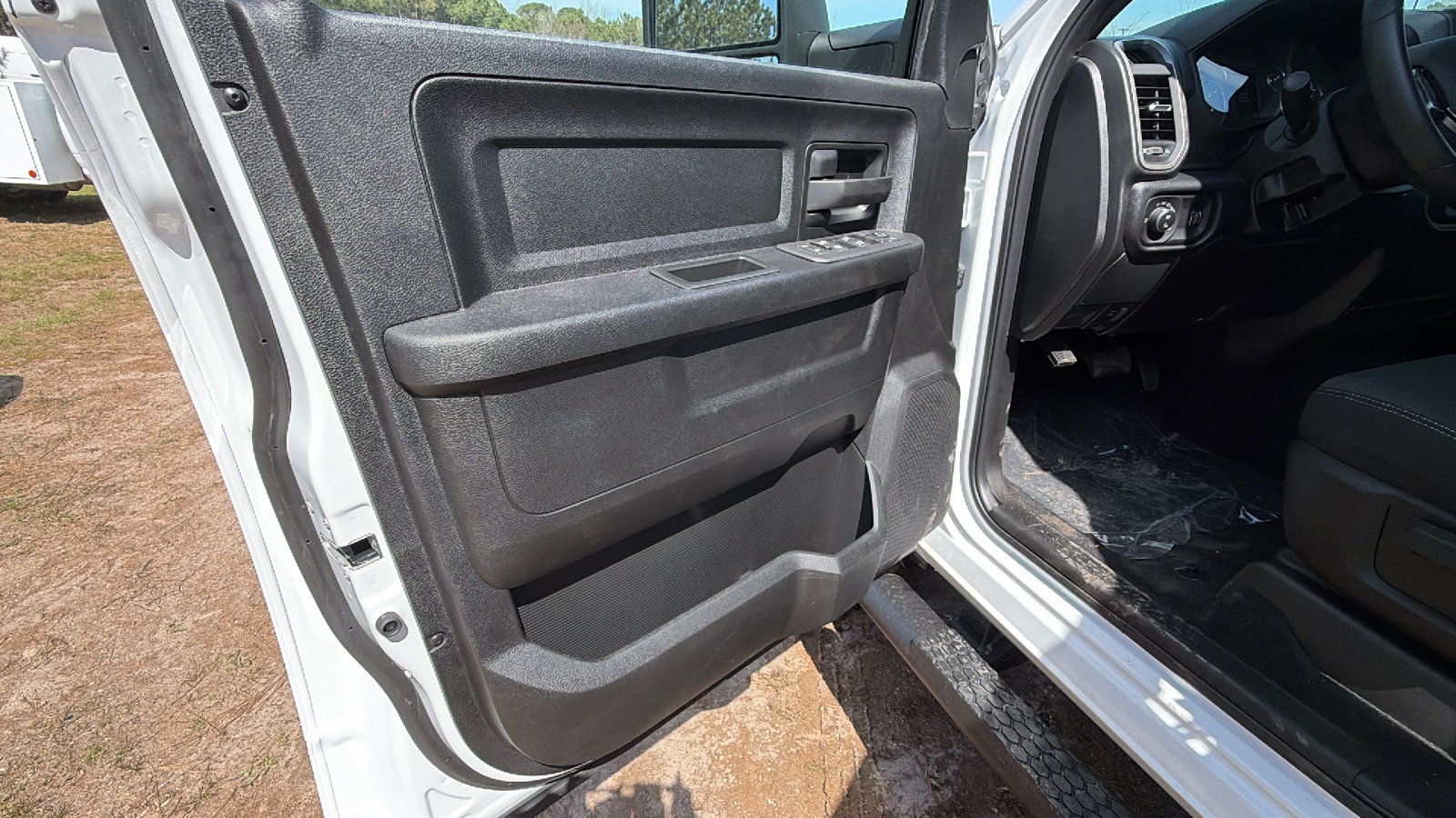 New 2026 RAM 2500 Tradesman AWD/4WD image 14
