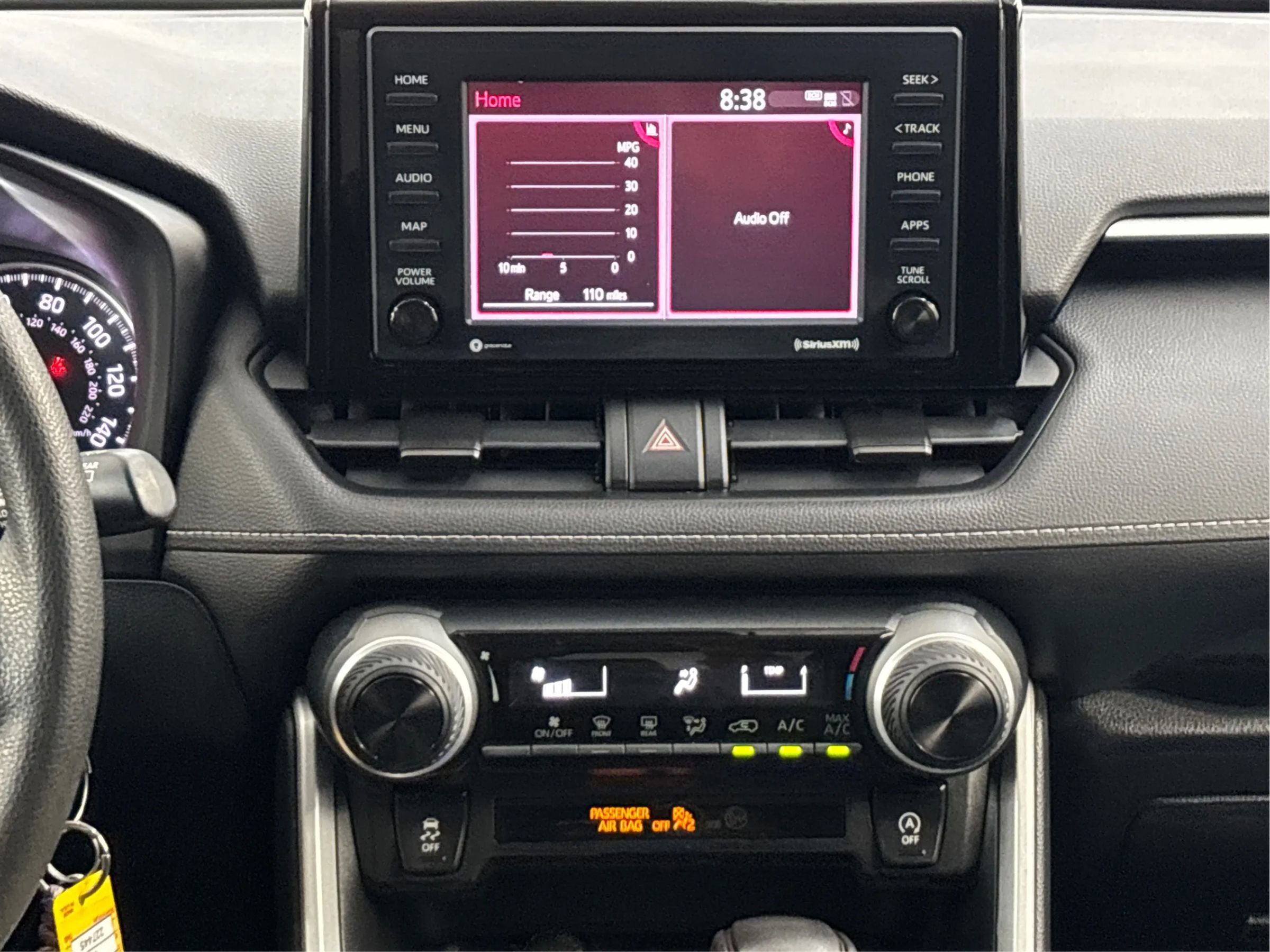 Used 2021 Toyota RAV4 LE image 19