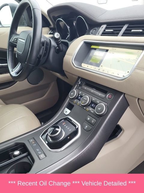 Used 2019 Land Rover Range Rover Evoque SE image 9