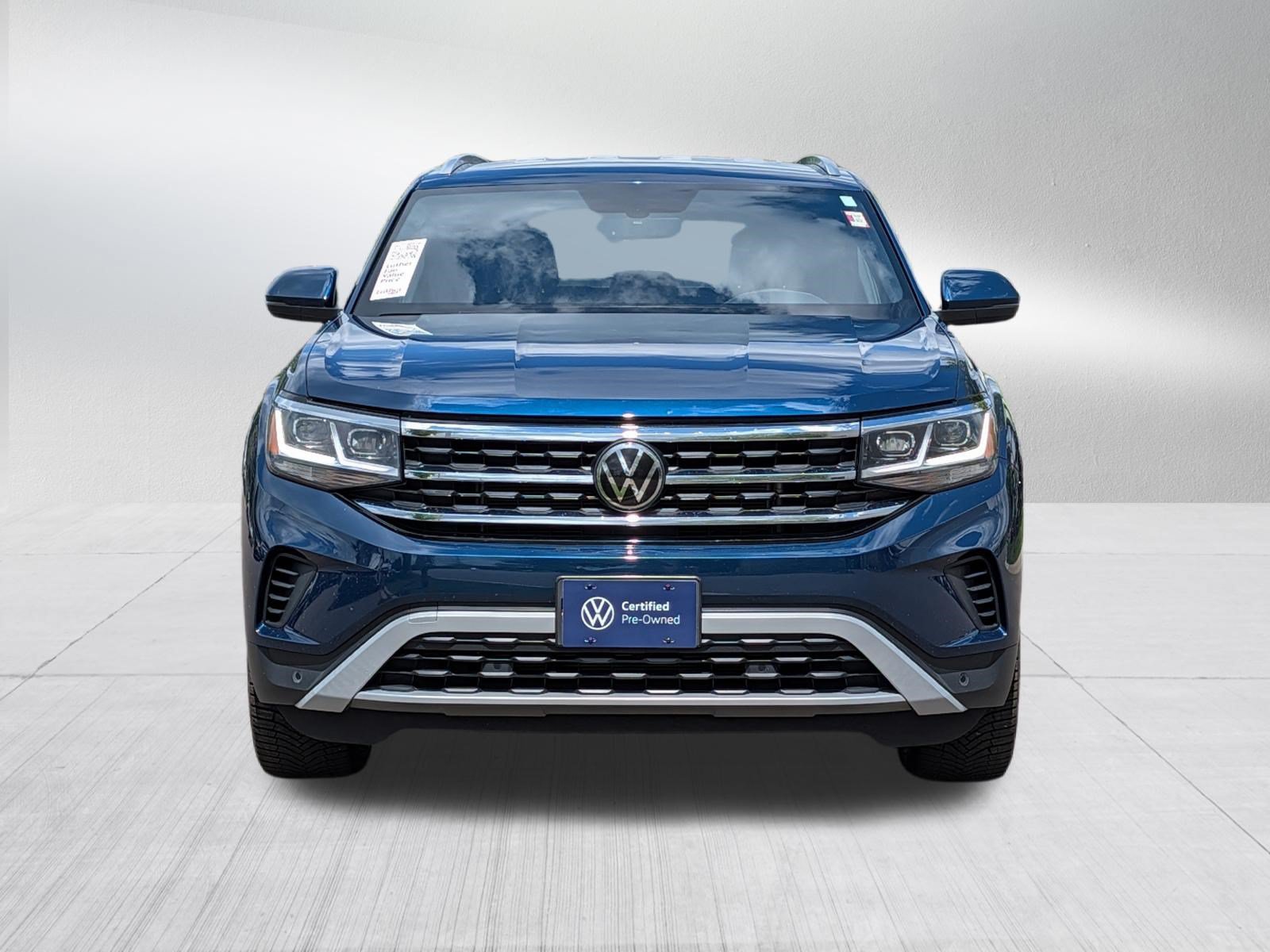 Certified 2023 Volkswagen Atlas Cross Sport SE AWD/4WD image 2