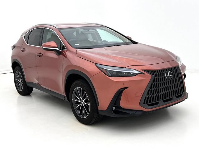 Used 2025 Lexus NX 250 FWD w/ Towing Package (2000 Lbs) image 2