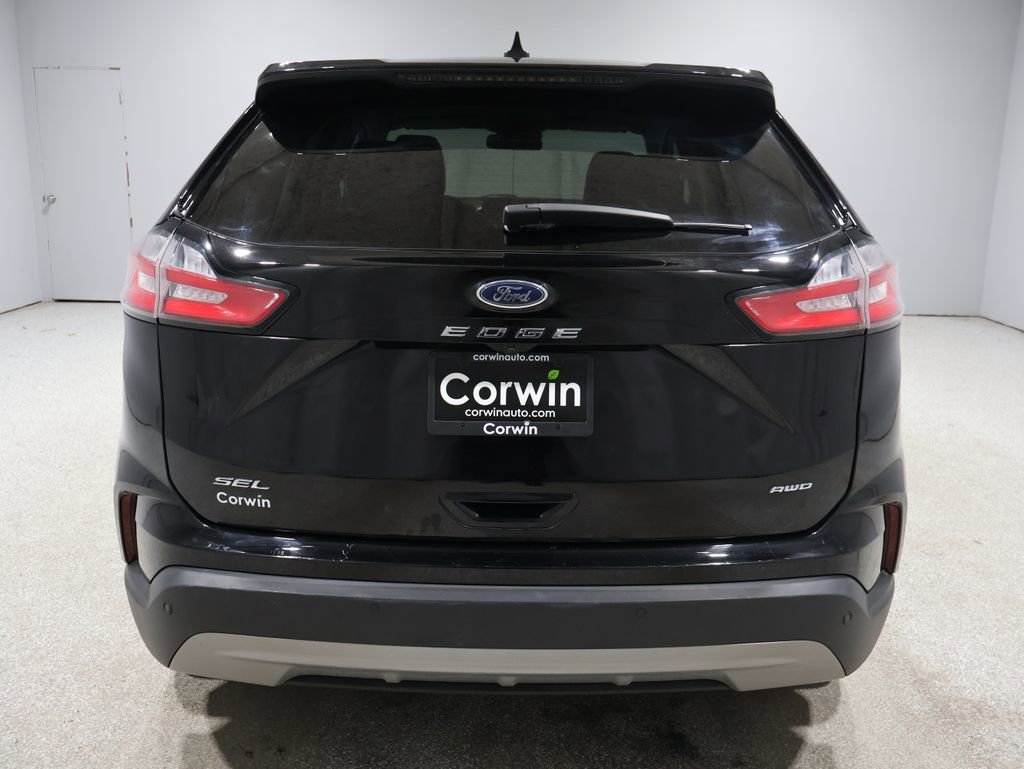 Used 2024 Ford Edge SEL image 3