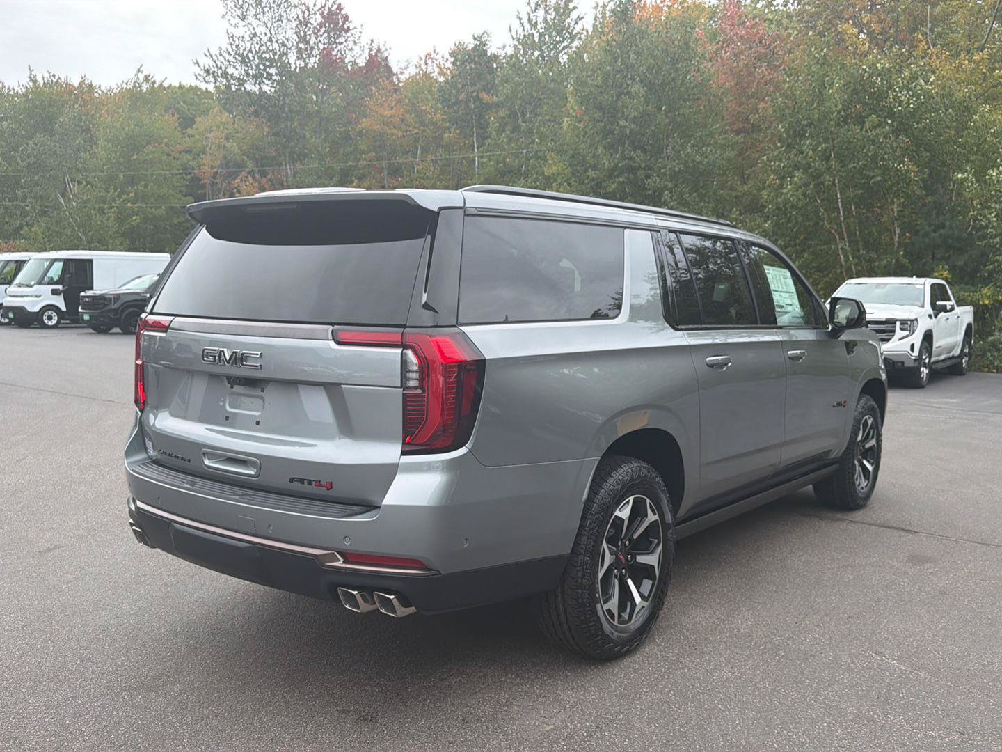 New 2027 GMC Yukon XL AT4 Ultimate AWD/4WD image 5