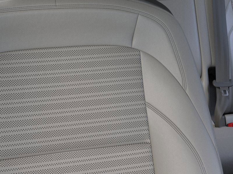 New 2025 Lincoln Nautilus Reserve w/ Jet Appearance Package AWD/4WD image 16