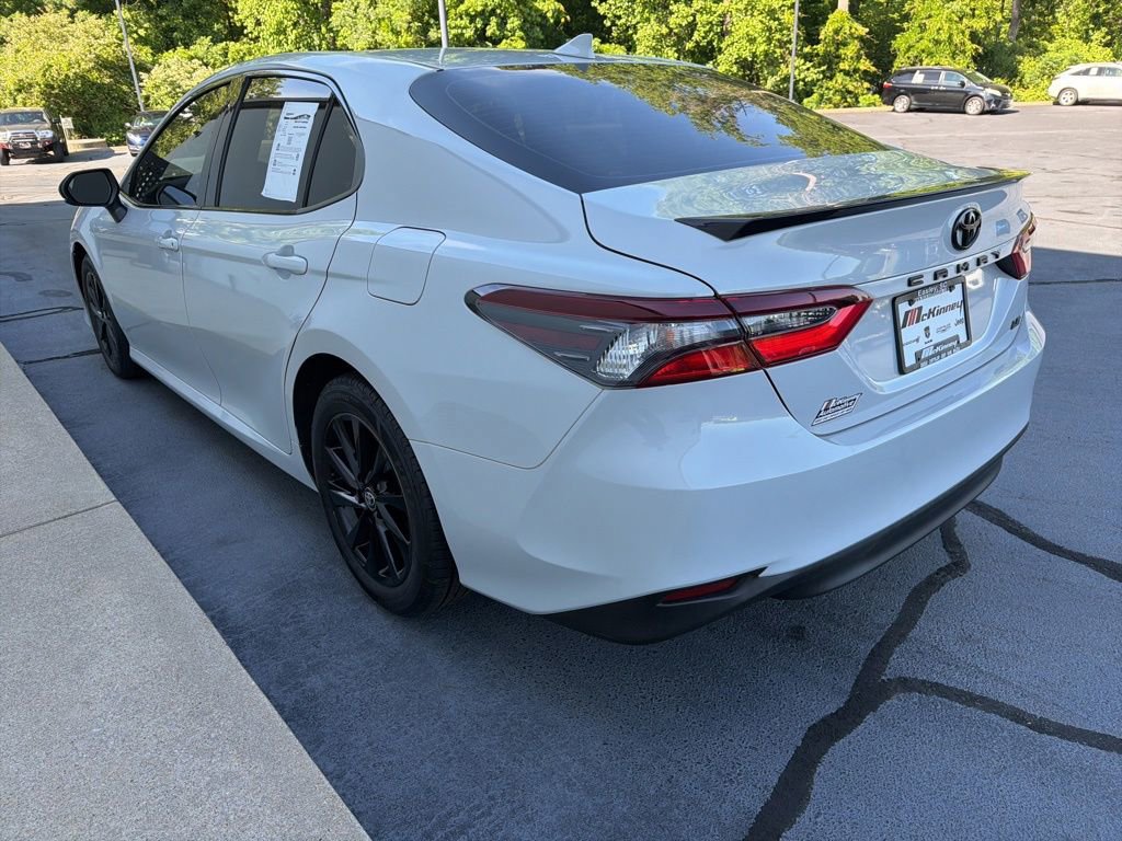 Used 2023 Toyota Camry LE FWD image 11