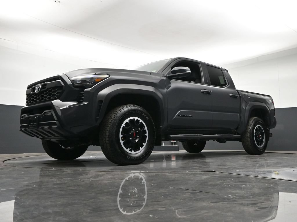 Used 2024 Toyota Tacoma TRD Off-Road w/ TRD Off Road Upgrade Package AWD/4WD image 23