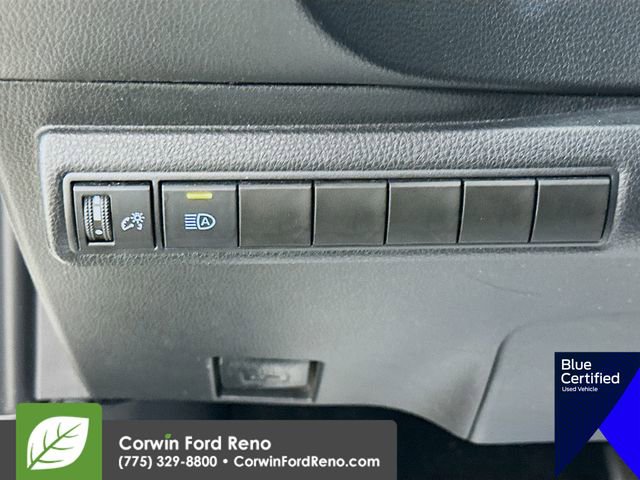 Used 2020 Toyota Corolla SE image 13