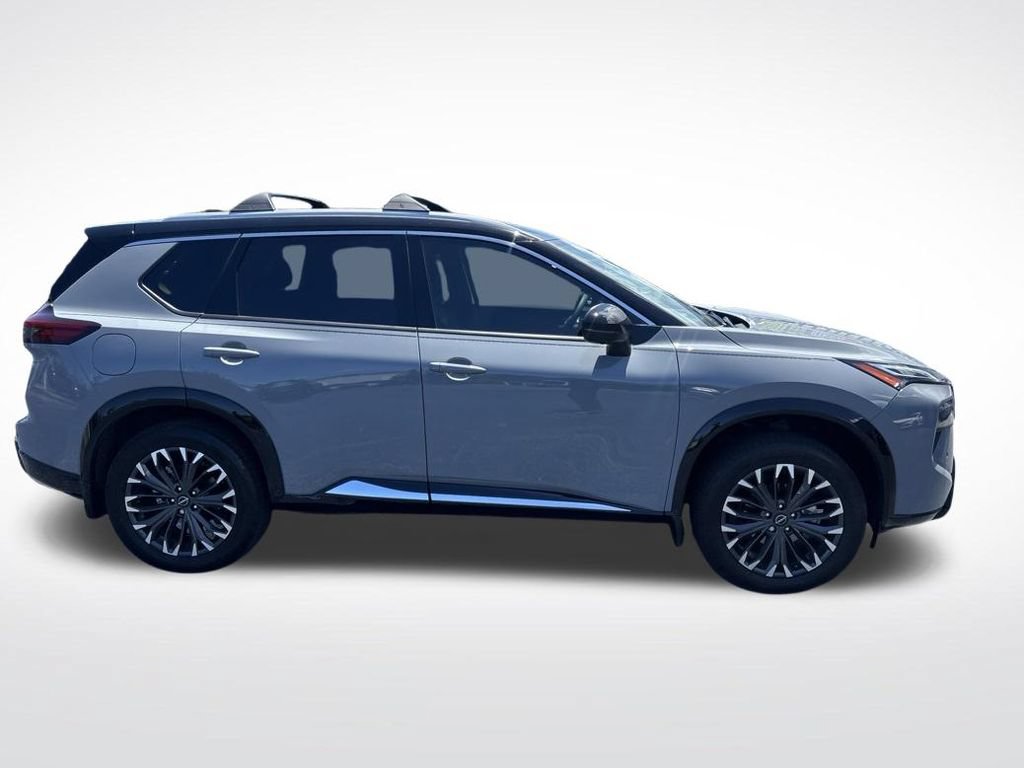 Certified 2026 Nissan Rogue Platinum w/ Platinum Premium Package AWD/4WD image 9