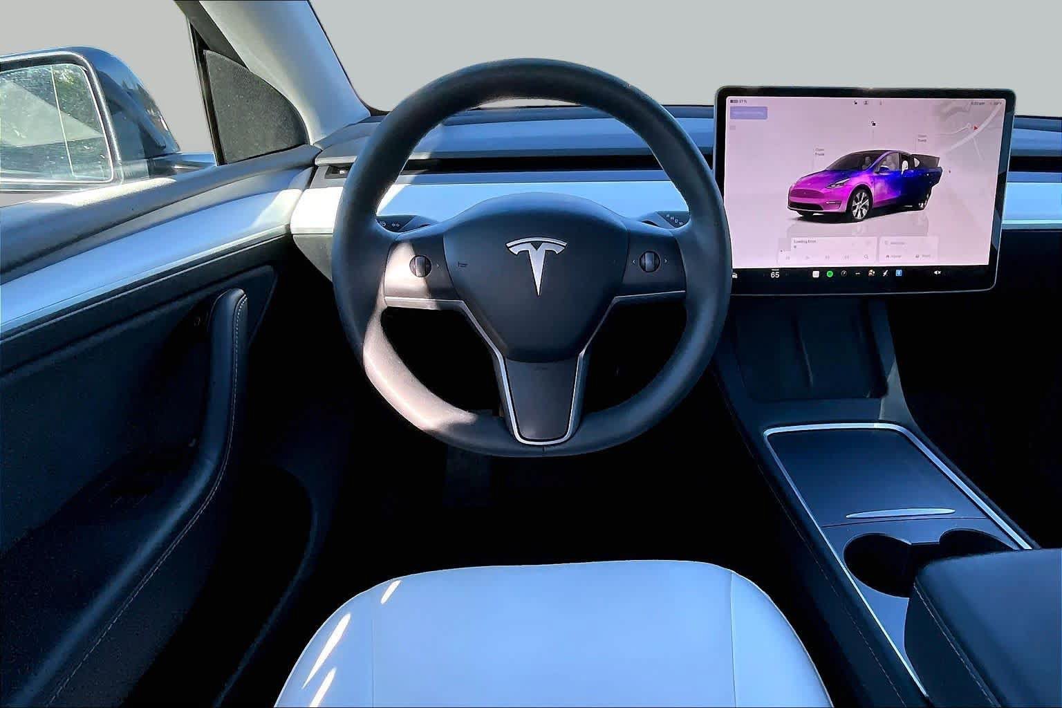Used 2023 Tesla Model Y Long Range AWD/4WD image 5