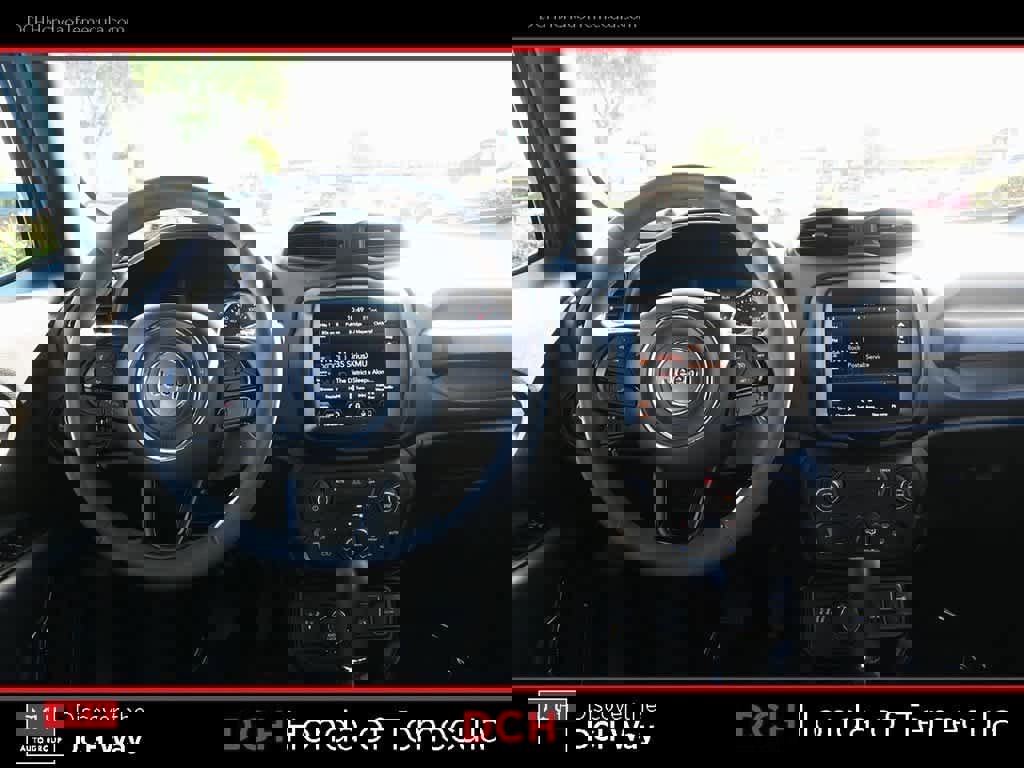 Used 2022 Jeep Renegade Altitude image 8