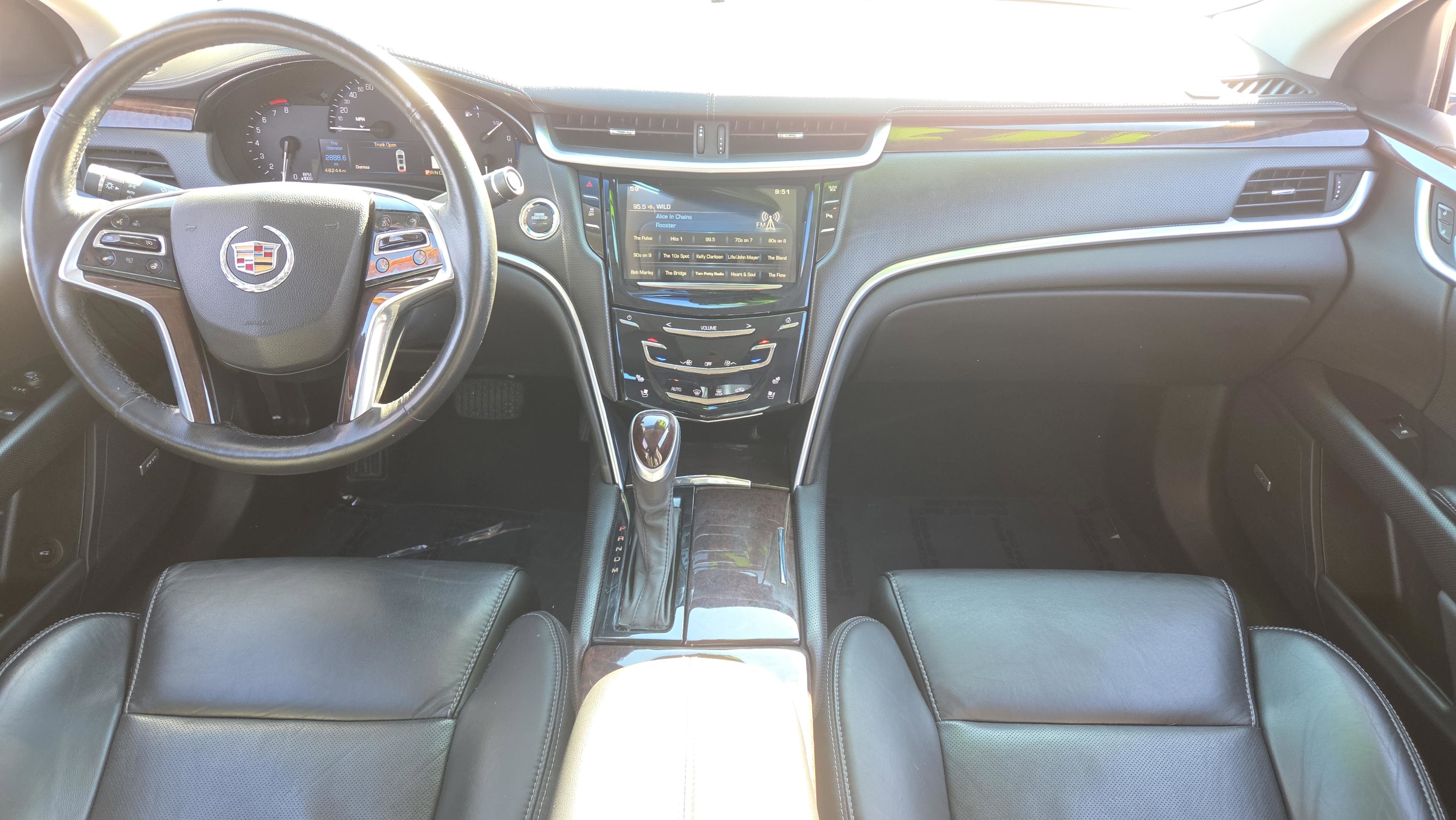 Used 2015 Cadillac XTS Luxury image 14