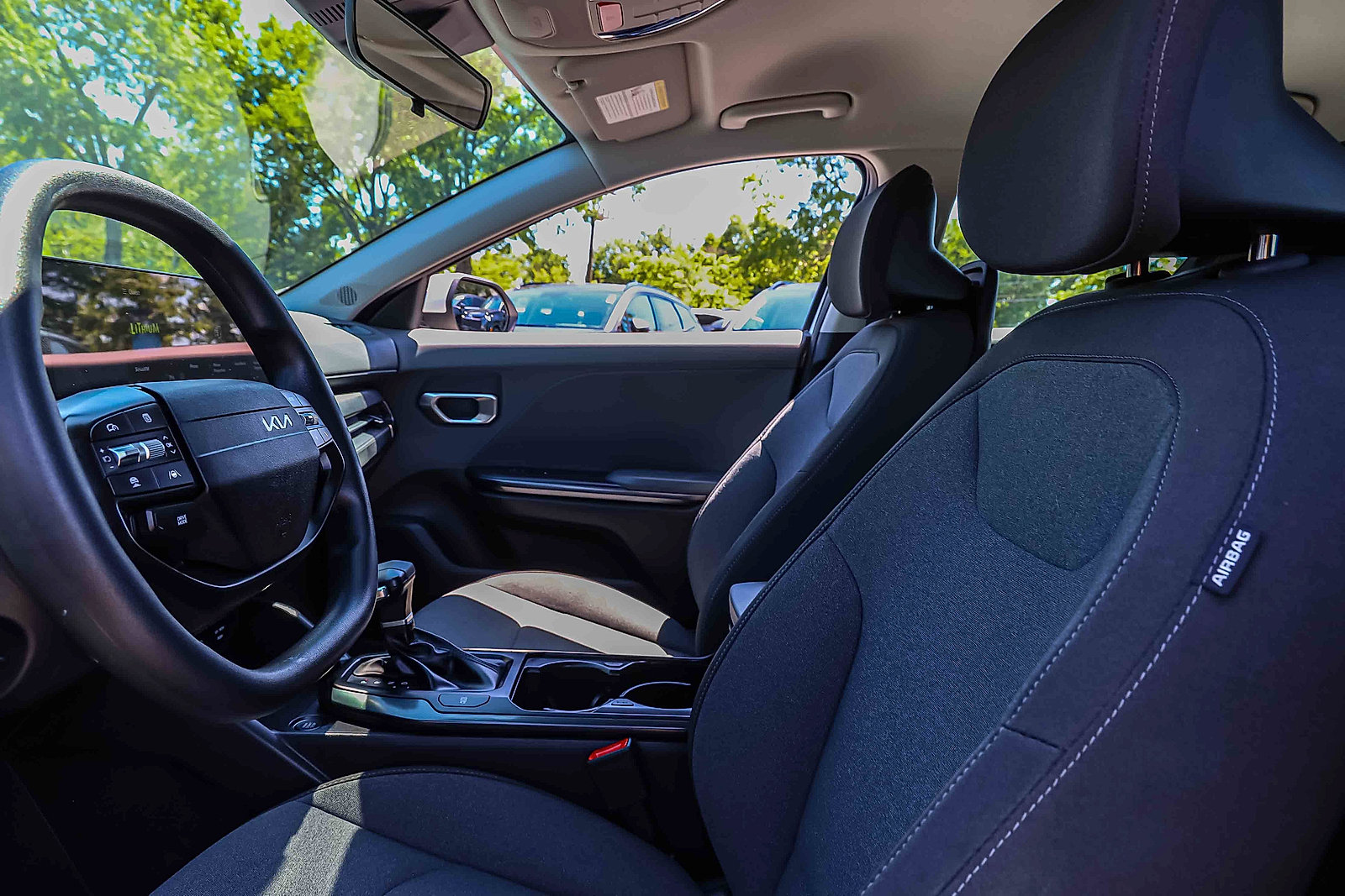 Certified 2025 Kia K4 FWD image 9