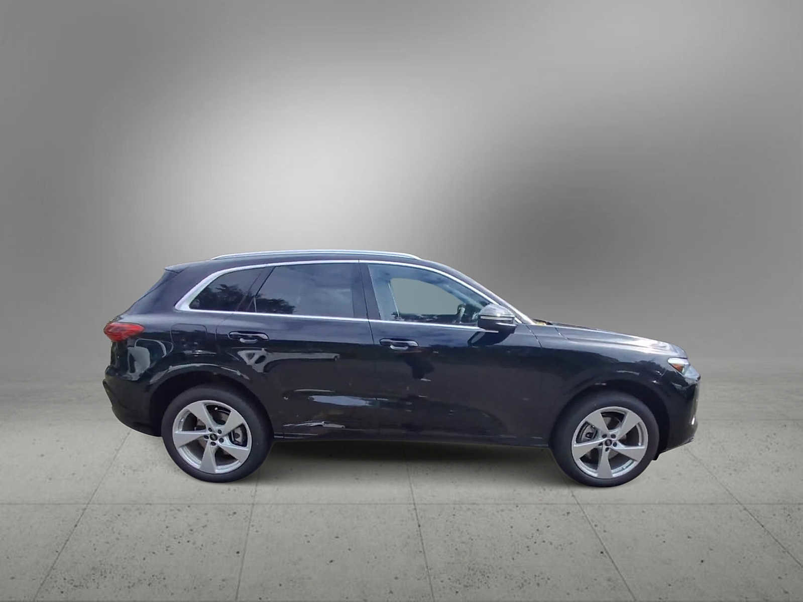 New 2025 Audi Q5 Premium Plus image 9