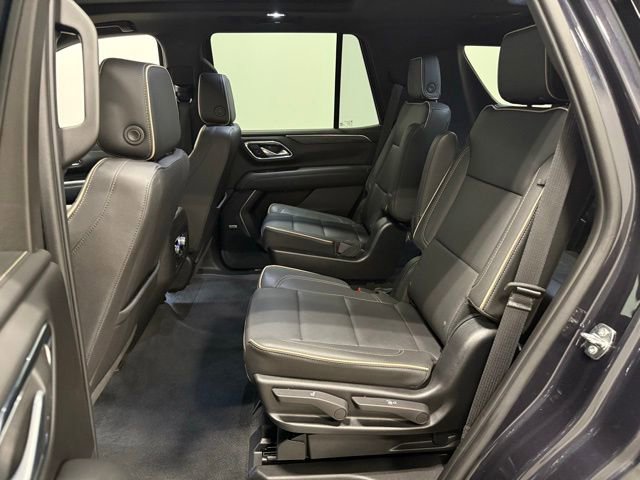 Used 2023 GMC Yukon SLT image 35