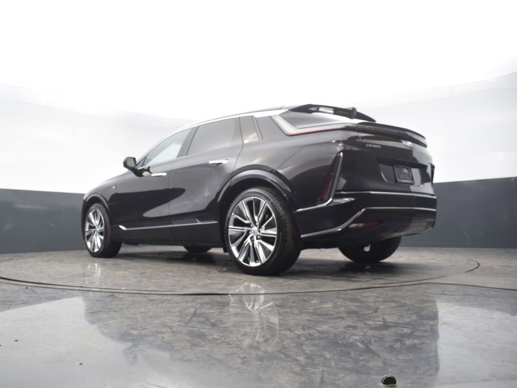 Certified 2024 Cadillac Lyriq Luxury w/ LPO, Floor Liner Package image 48