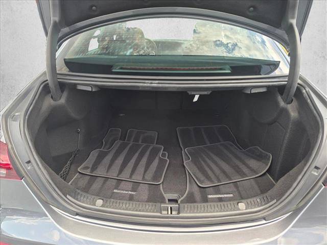 Used 2021 Mercedes-Benz E 350 4MATIC Sedan image 18