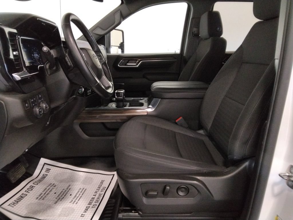 Used 2024 Chevrolet Silverado 1500 RST w/ Z71 Off-Road Package AWD/4WD image 27