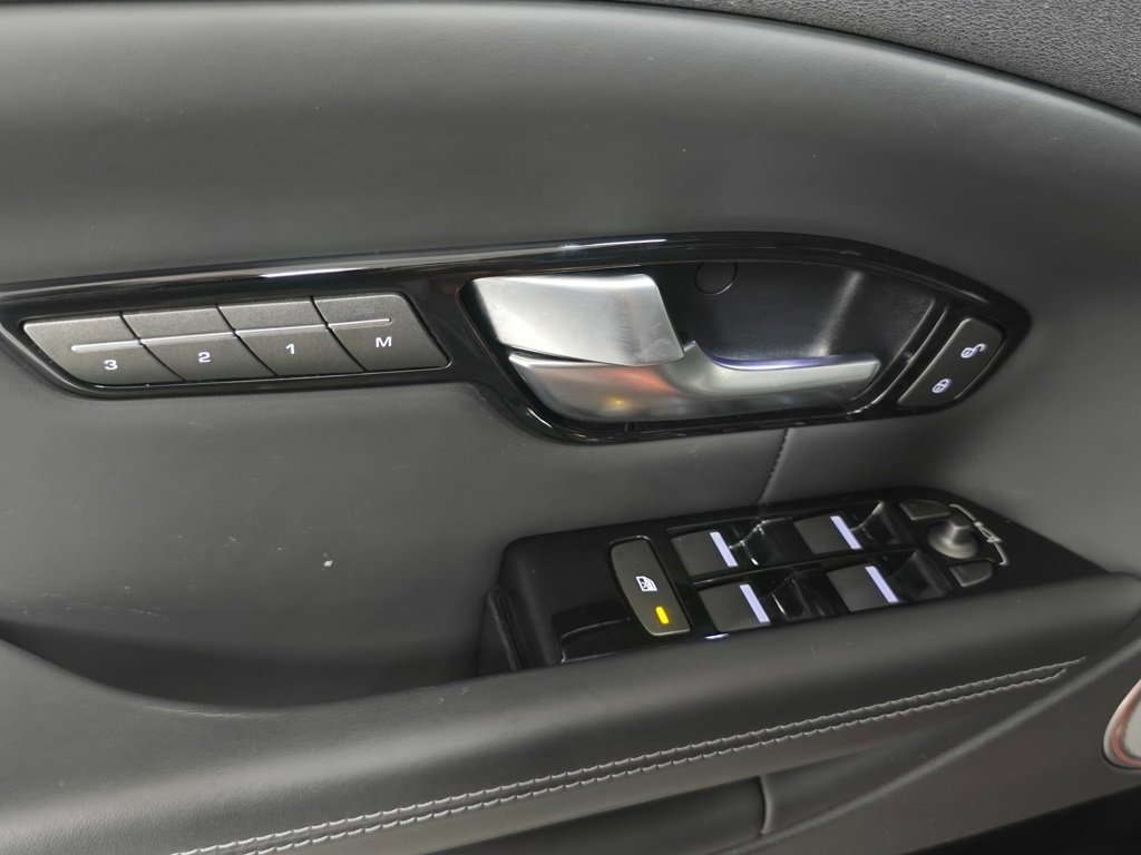 Used 2017 Land Rover Range Rover Evoque HSE Dynamic image 26