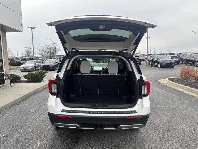 New 2025 Ford Explorer Active w/ Active Comfort Package image 29