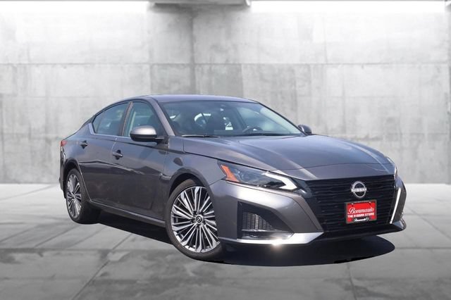 New 2026 Nissan Altima 2.5 SV w/ SV Premium Package FWD image 2