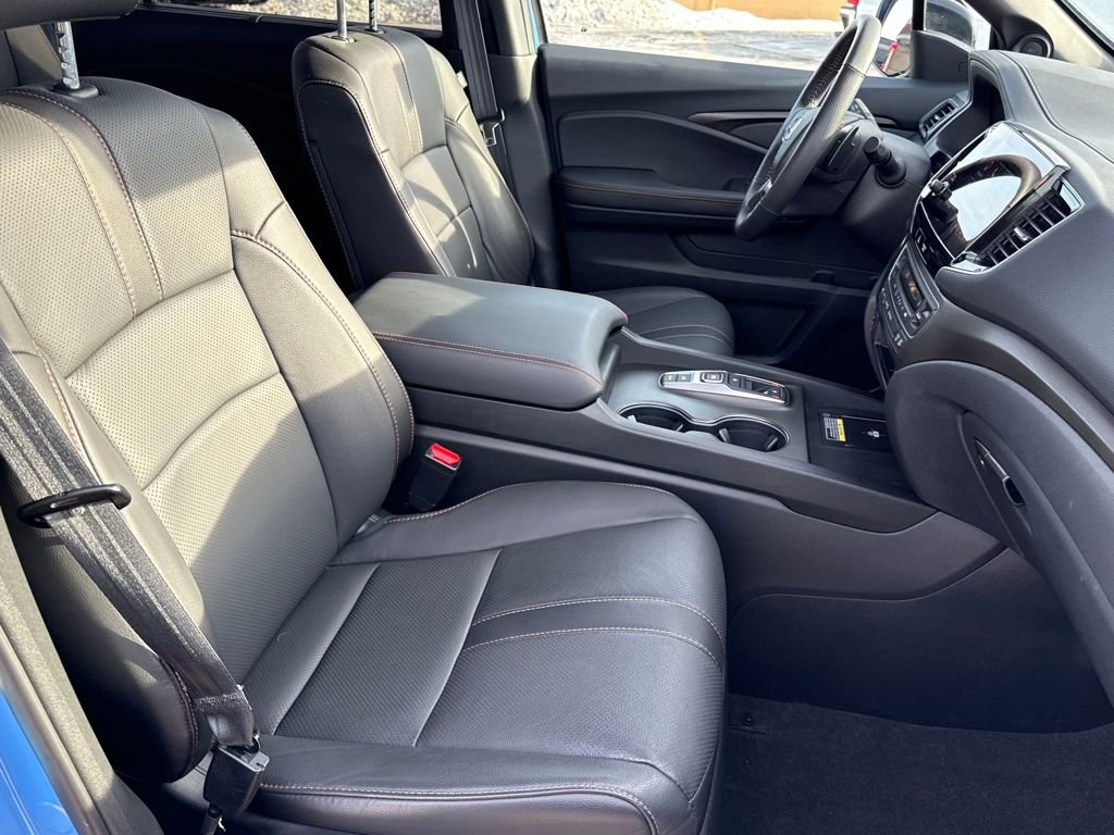 Used 2025 Honda Passport TrailSport image 8