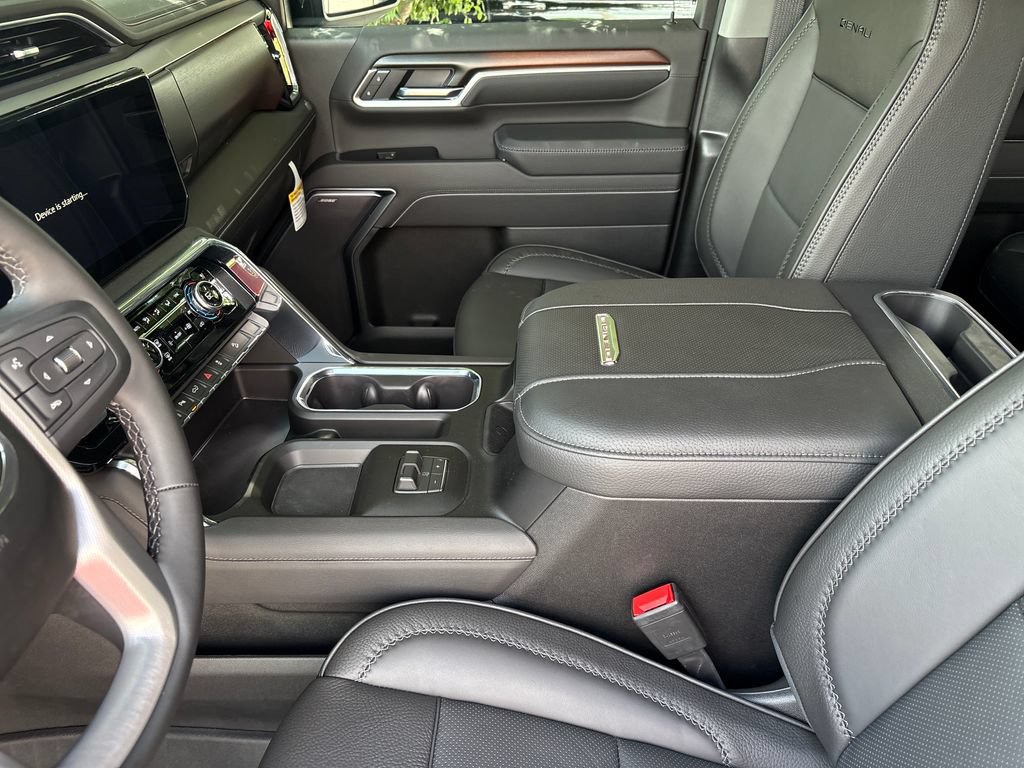 New 2026 GMC Sierra 2500 Denali w/ Denali Reserve Package AWD/4WD image 40
