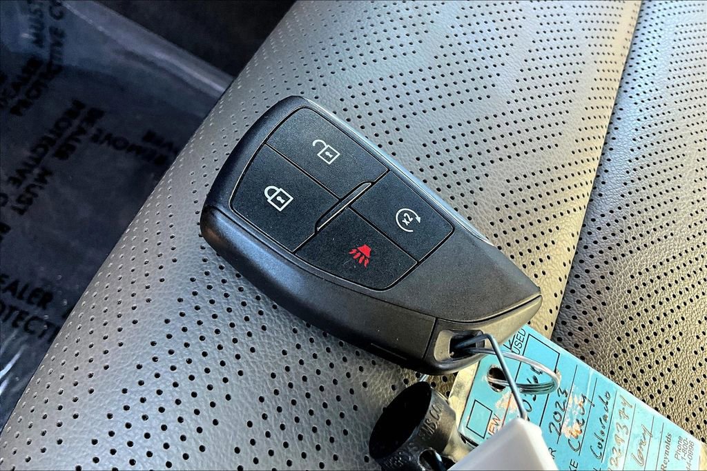 Used 2023 Chevrolet Colorado ZR2 w/ ZR2 Convenience Package III image 10