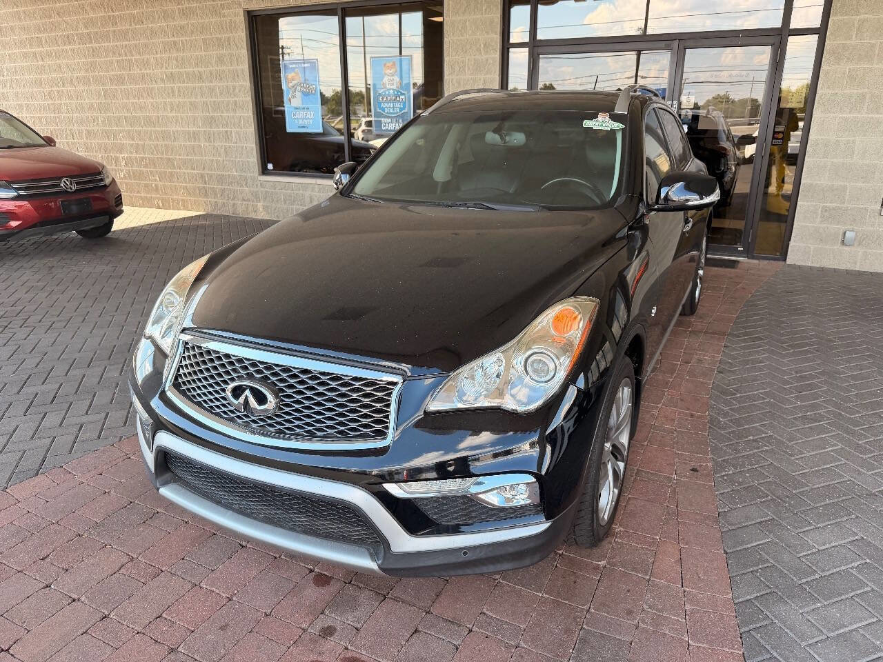 Used 2016 INFINITI QX50 2WD w/ Deluxe Touring Package image 16