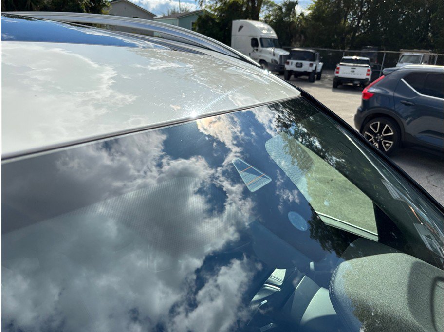 Used 2021 BMW X7 xDrive40i w/ Parking Assistance Package image 12