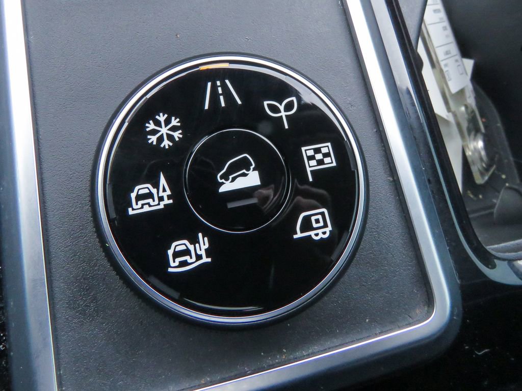 Certified 2023 Nissan Pathfinder Platinum AWD/4WD image 17