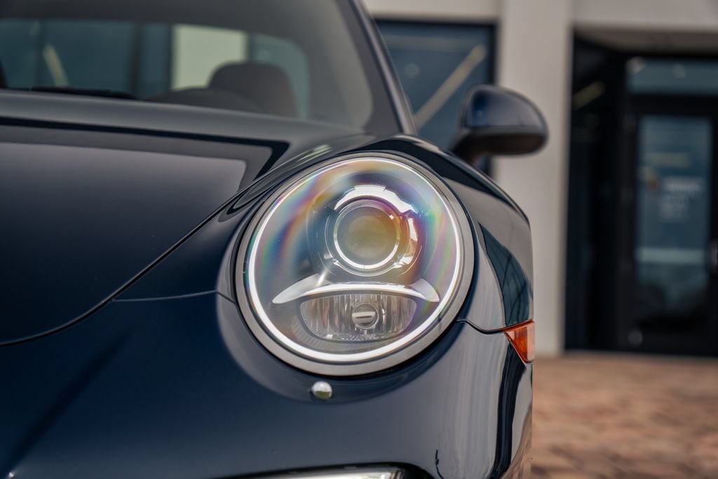 Used 2015 Porsche 911 Turbo AWD/4WD image 10
