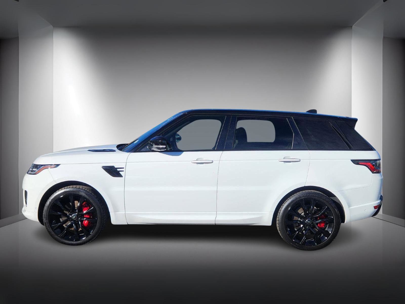 Used 2020 Land Rover Range Rover Sport HST image 2